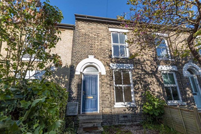 2 Bedroom Terraced House For Sale In Connaught Road, Norwich, NR2
