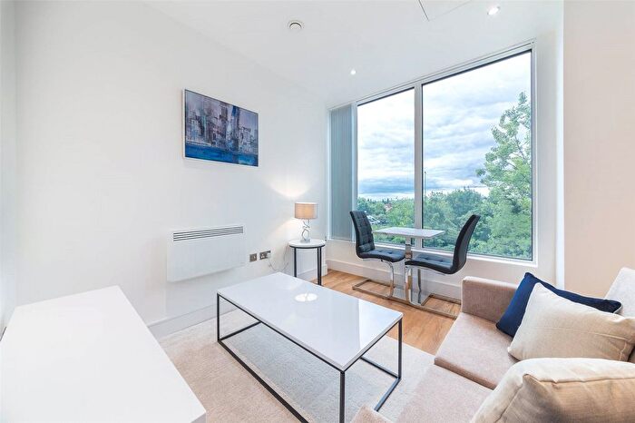 1 Bedroom Studio To Rent In West Gate, London, W5