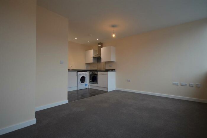 Studio To Rent In Burleys Way, Leicester, LE1
