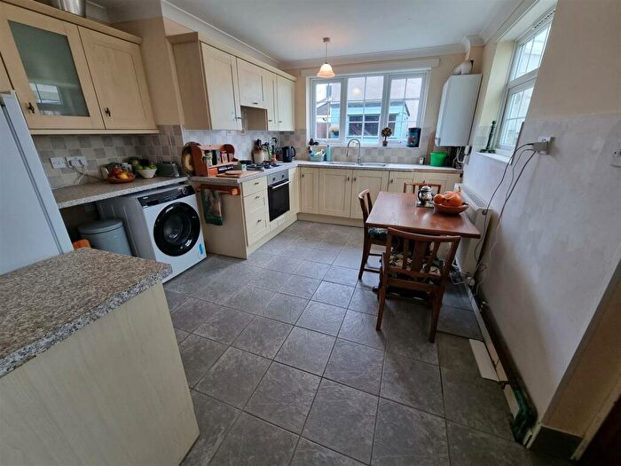 3 Bedroom End Of Terrace House For Sale In Nile Road, Gorleston, NR31