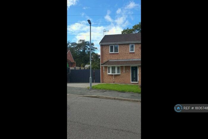 3 Bedroom Semi-Detached House To Rent In Highvale, Connah's Quay, Deeside, CH5
