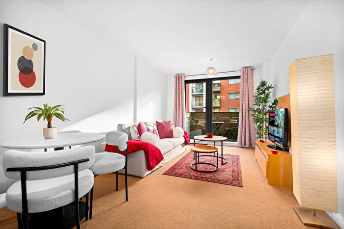 2 Bedroom Apartment To Rent In Skyline, Granville Street, Birmingham, B1