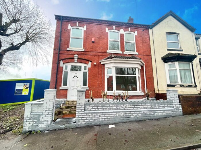 3 Bedroom End Of Terrace House To Rent In Swan Street, Dudley, DY2