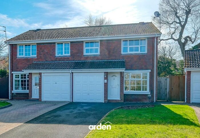 3 Bedroom Semi Detached House For Sale In Mercot Close, Redditch, B98