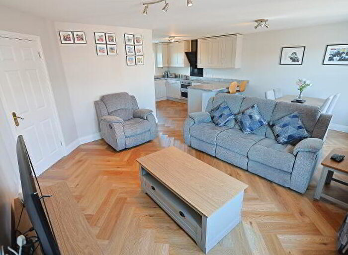 3 Bedroom 1st Floor Apartments For Sale In Brae Mews, Waringingstown, BT66