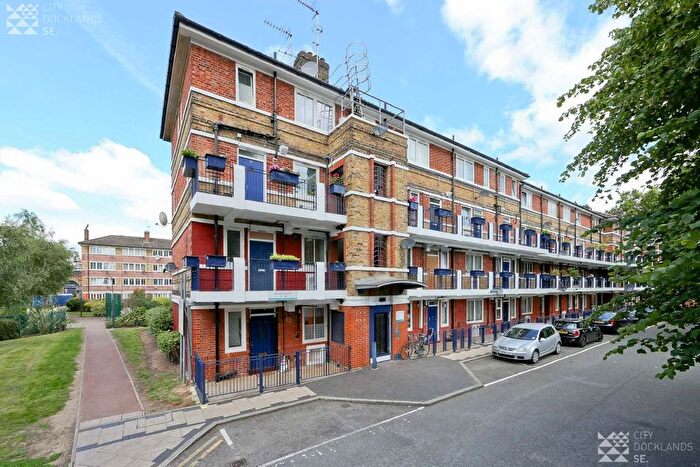 2 Bedroom Flat To Rent In Arnold Estate, Jamaica Road, SE1