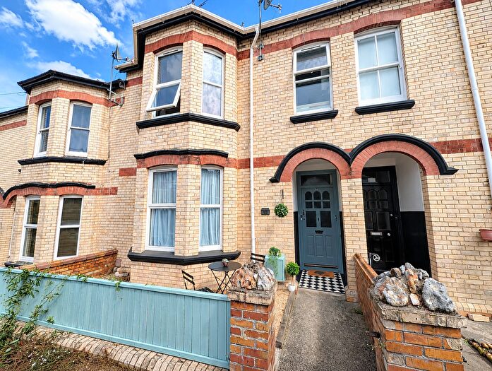 1 Bedroom Flat For Sale In Church Road, Newton Abbot, TQ12
