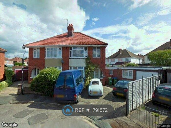 3 Bedroom Semi-Detached House To Rent In Vulcan Close, Southampton, SO15