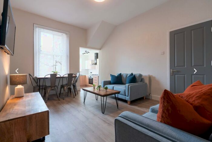 4 Bedroom House To Rent In (&#;pppw) Chillingham Road, Newcastle Upon Tyne, NE6