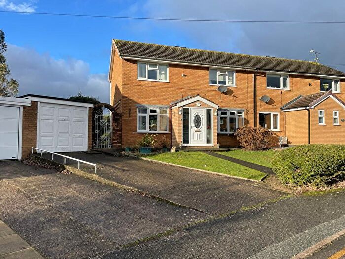 3 Bedroom Semi Detached House For Sale In Grange Close, Acton, Wrexham, LL12