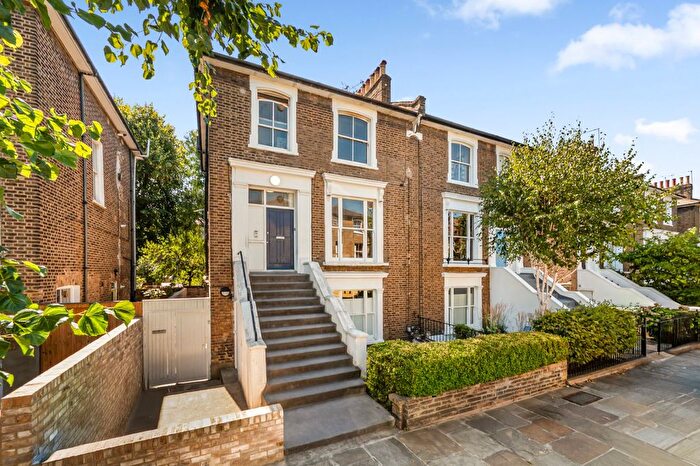 1 Bedroom Flat For Sale In Lawford Road, Kentish Town, NW5
