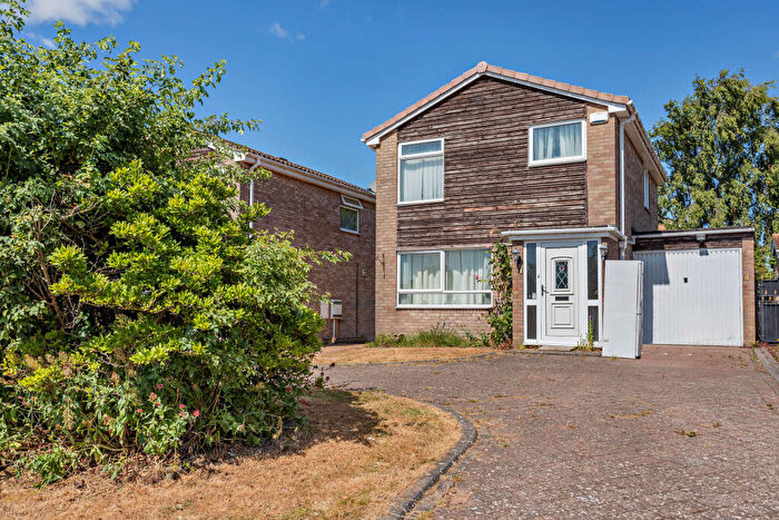 3 Bedroom Detached House For Sale In Barrowby Gate, Grantham, NG31