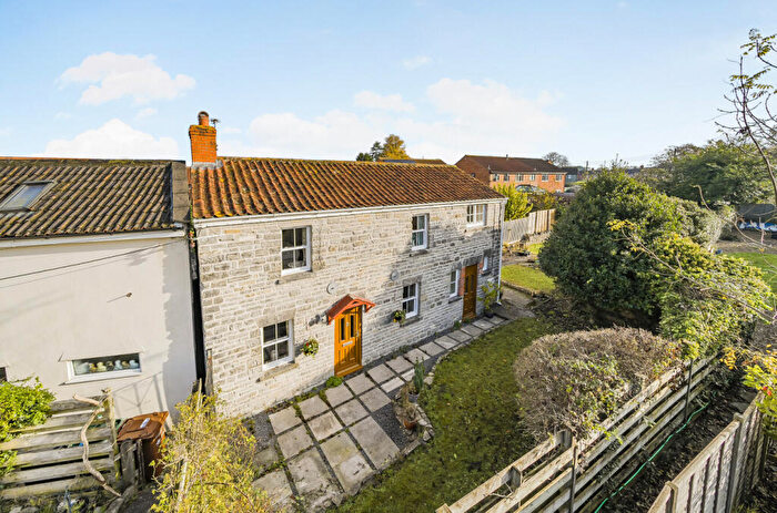 3 Bedroom Cottage For Sale In High Street, Street, BA16