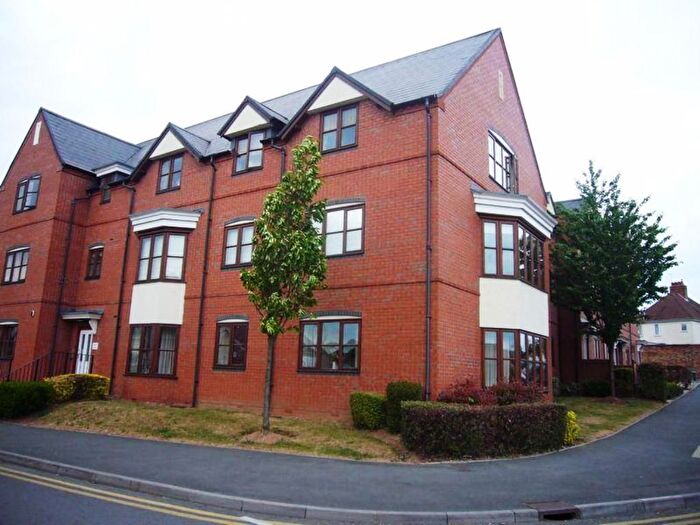 2 Bedroom Flat For Sale In Swan Lane, Evesham, WR11