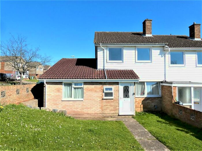 4 Bedroom End Of Terrace House To Rent In Froxfield Gardens, Fareham, Hampshire, PO16