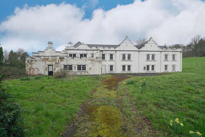 20 Bedroom Country House For Sale In Tatchbury Lane, Southampton, SO40