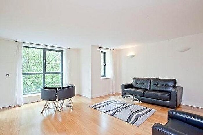 1 Bedroom Flat For Sale In St Williams Court, Gifford Street, Kings Cross, Islington, London, N1