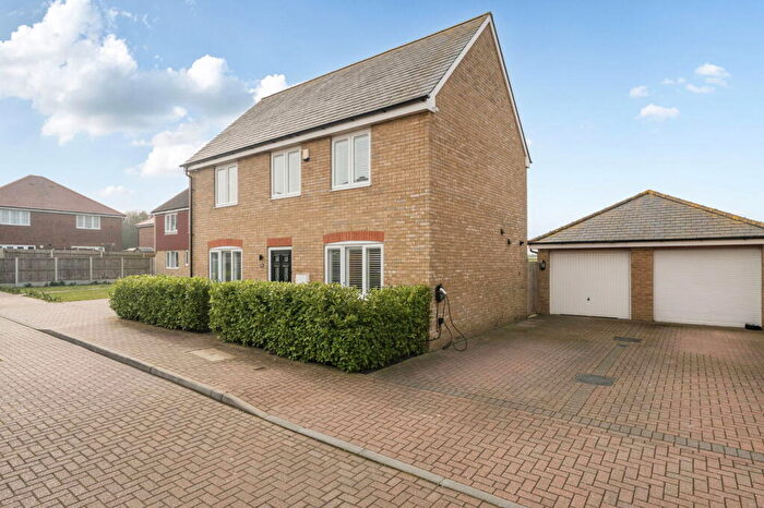 3 Bedroom Detached House For Sale In Mannock Drive, Manston, Ramsgate, CT12
