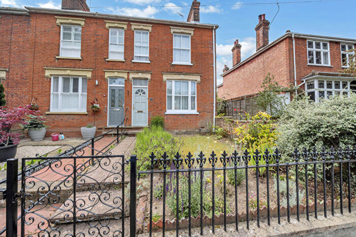 3 Bedroom Terraced House For Sale In York Road, Bury St. Edmunds, IP33