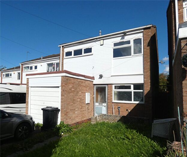 3 Bedroom Detached House For Sale In Westhaven Drive, Birmingham, West Midlands, B31