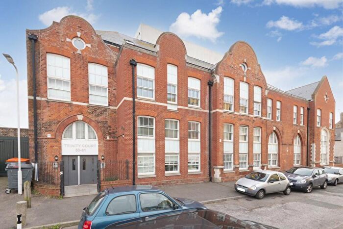 1 Bedroom Flat For Sale In Trinity Square, Margate, CT9