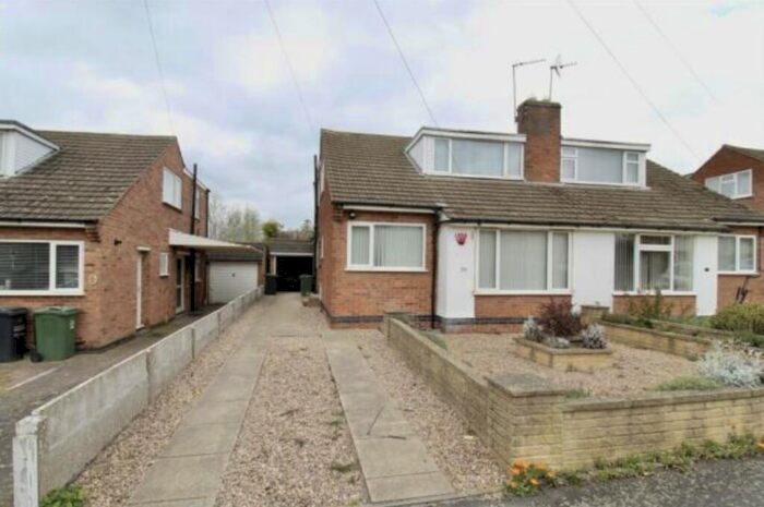 3 Bedroom House To Rent In Tiverton Road, Loughborough, LE11