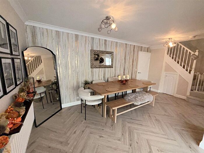 4 Bedroom Detached House For Sale In Van Mildert Way, Stockton-On-Tees, TS18