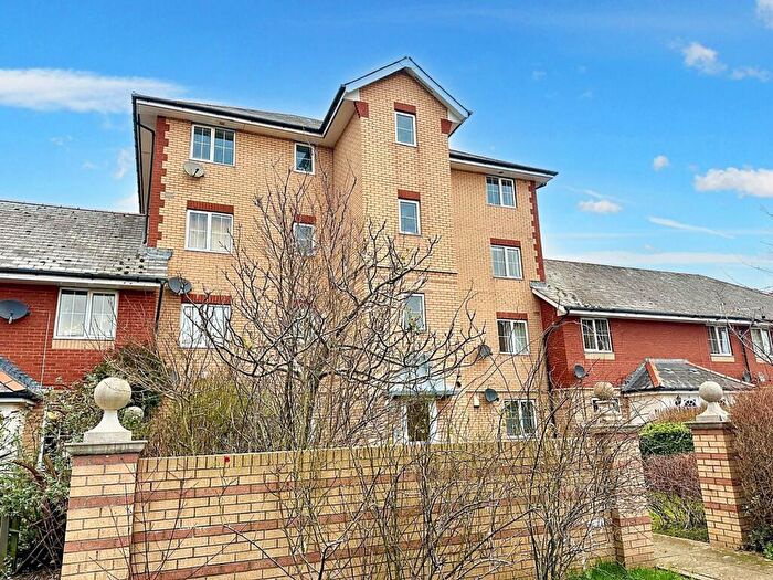 2 Bedroom Flat To Rent In Harrison Way, Cardiff, CF11