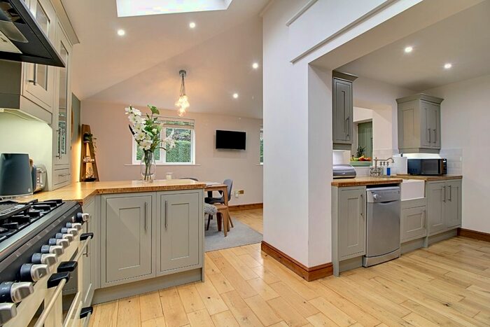 4 Bedroom Semi-Detached House For Sale In Southolme Close, Boroughbridge, York, YO51