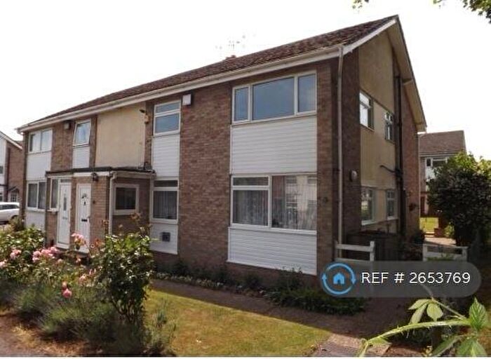 2 Bedroom Maisonette To Rent In Mowbray Drive, Reading, RG30