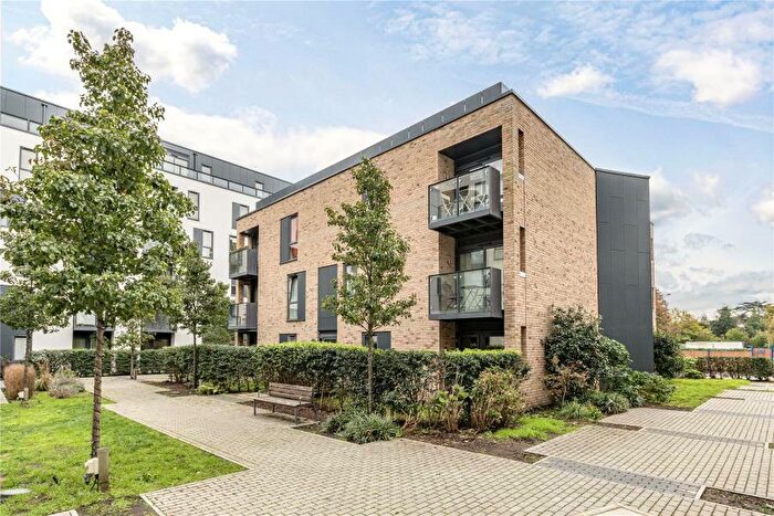 1 Bedroom Flat To Rent In Addlestone, Surrey, KT15