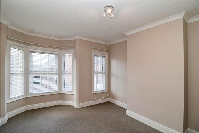 2 Bedroom Apartment To Rent In Temple Street, Rugby, CV21