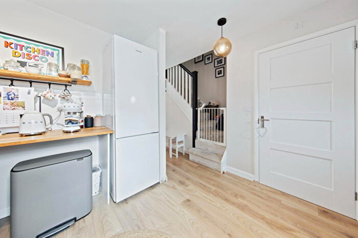 2 Bedroom Semi-Detached House For Sale In Thurston Drive, Kettering, NN15