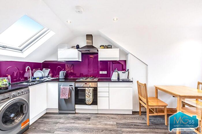 1 Bedroom Apartment To Rent In Coniston Road, Muswell Hill, N10