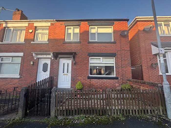 3 Bedroom End Of Terrace House To Rent In Essex Street, Horwich, BL6