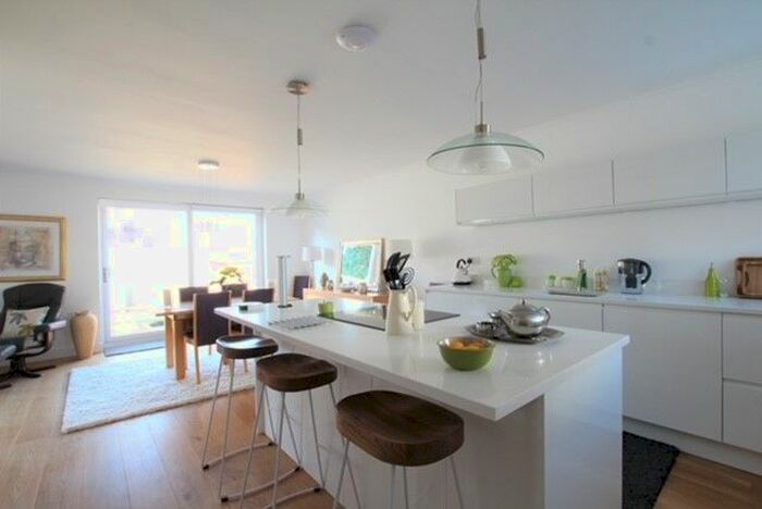 3 Bedroom Bungalow To Rent In Main Street, Kirby Muxloe, Leicester, LE9