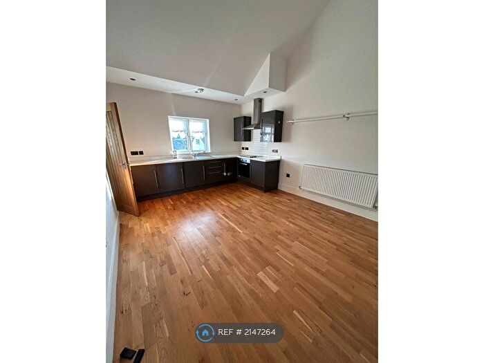 1 Bedroom Flat To Rent In Auburn Road, Blaby, Leicester, LE8