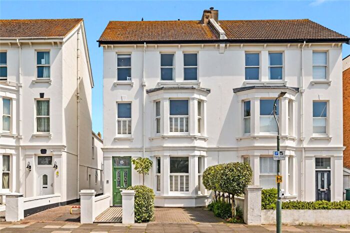 5 Bedroom Semi-Detached House For Sale In Walsingham Road, Hove, East Sussex, BN3