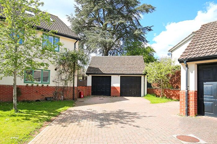 4 Bedroom End Terrace House For Sale In Mayflower Close, Bristol, BS9