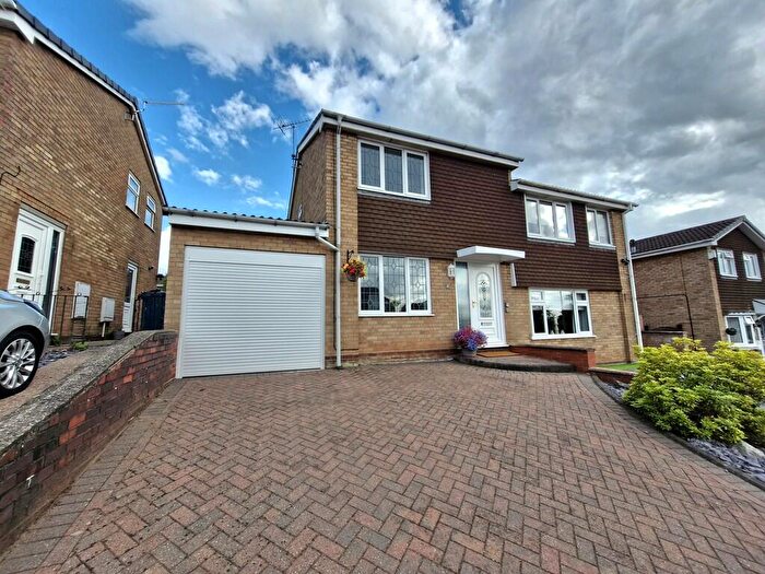 3 Bedroom Semi-Detached House To Rent In Hurstmead Drive, Stafford, ST17