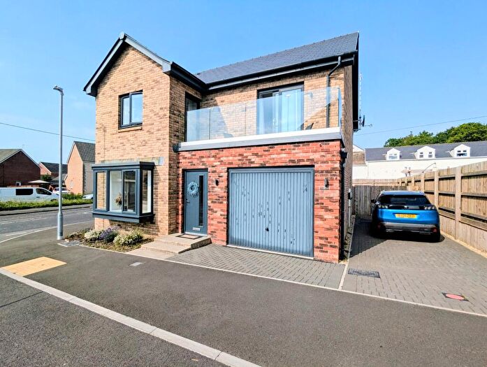 4 Bedroom Detached House For Sale In Gerddi Gwenllian, Mynyddygarreg, Kidwelly., SA17