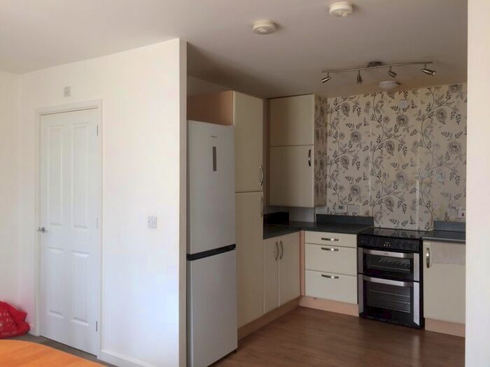 3 Bedroom Semi-Detached House To Rent In Newtown Road, Ashford, TN24