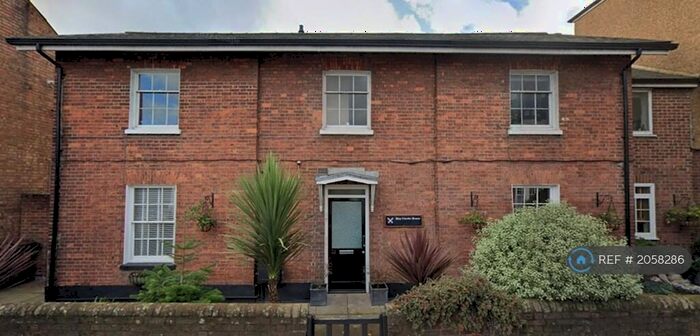 1 Bedroom Flat To Rent In Catherine Street, St. Albans, AL3