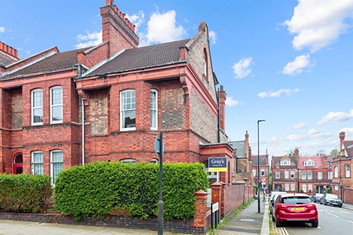 1 Bedroom Flat To Rent In Barcombe Avenue, London, SW2