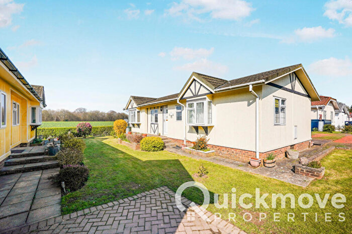 2 Bedroom Park Home For Sale In Canterbury, Kent, CT4