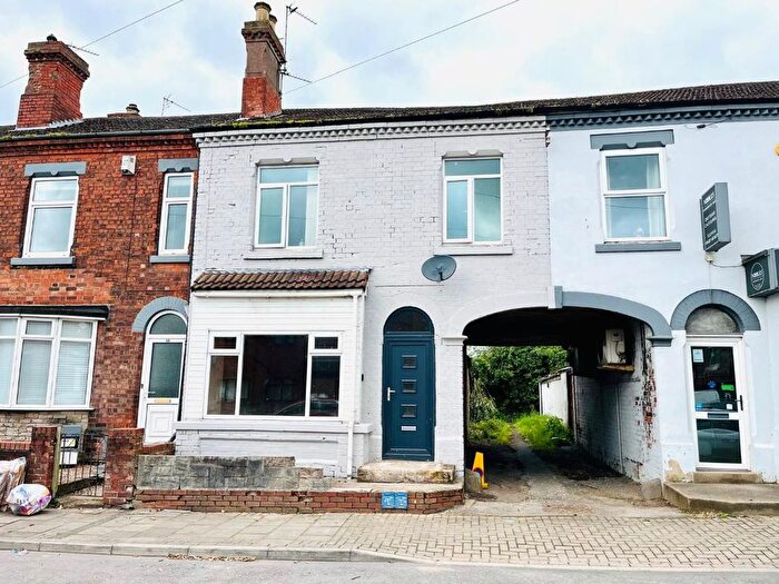 4 Bedroom Terraced House For Sale In Lea Road, Gainsborough, Lincolnshire, DN21