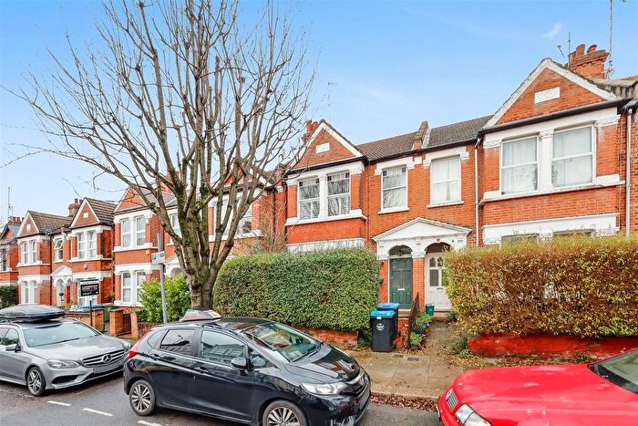 2 Bedroom Flat To Rent In Riffel Road, London, NW2