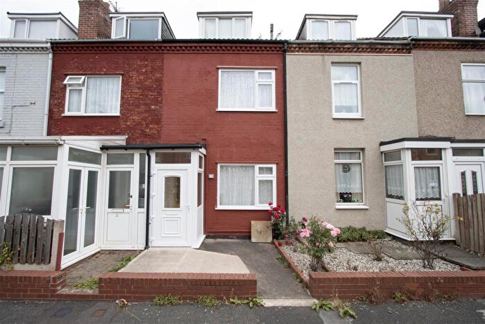 3 Bedroom Terraced House For Sale In Bentinck Road, Shuttlewood, Chesterfield, S44