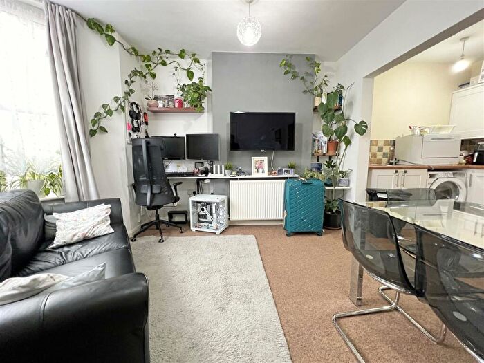 2 Bedroom Apartment To Rent In St George, Bristol, BS5