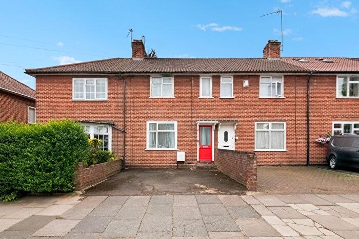 3 Bedroom Terraced House To Rent In Kennedy Road, Hanwell, W7